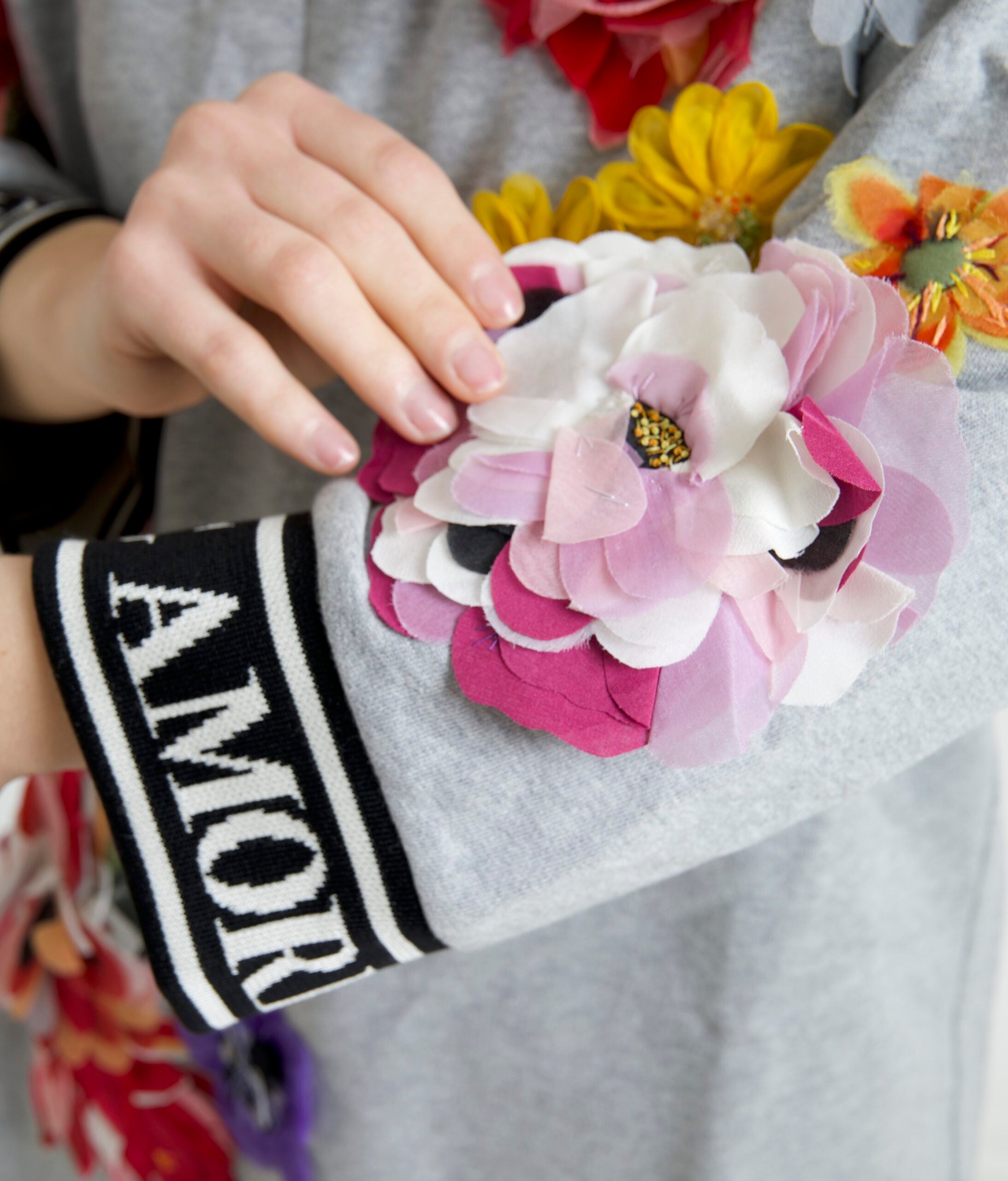 Dolce &amp; Gabbana Gray DG Amore Queen Floral Pullover Sweater