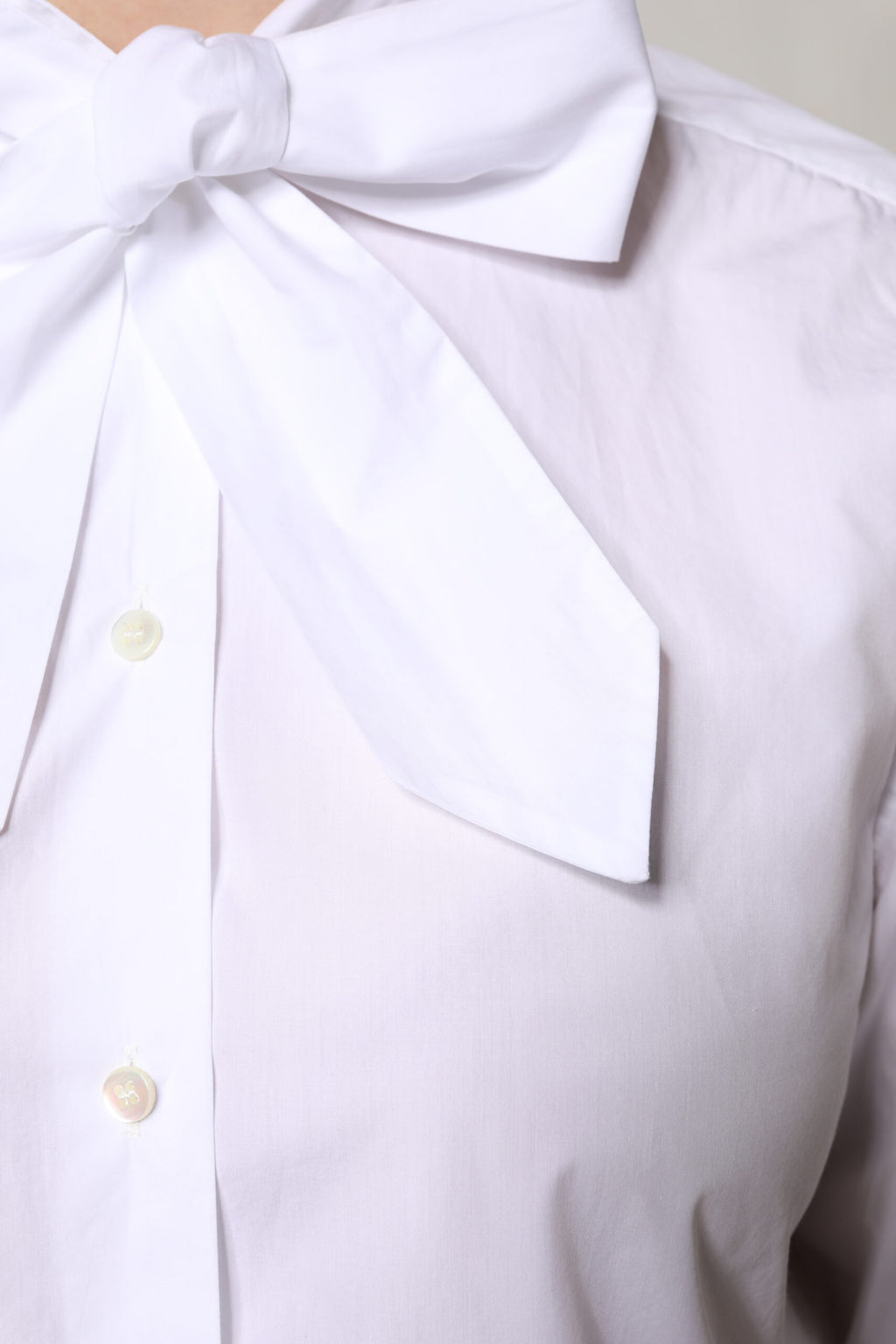 Dolce &amp; Gabbana White Ascot Collar Long Sleeve Blouse Top