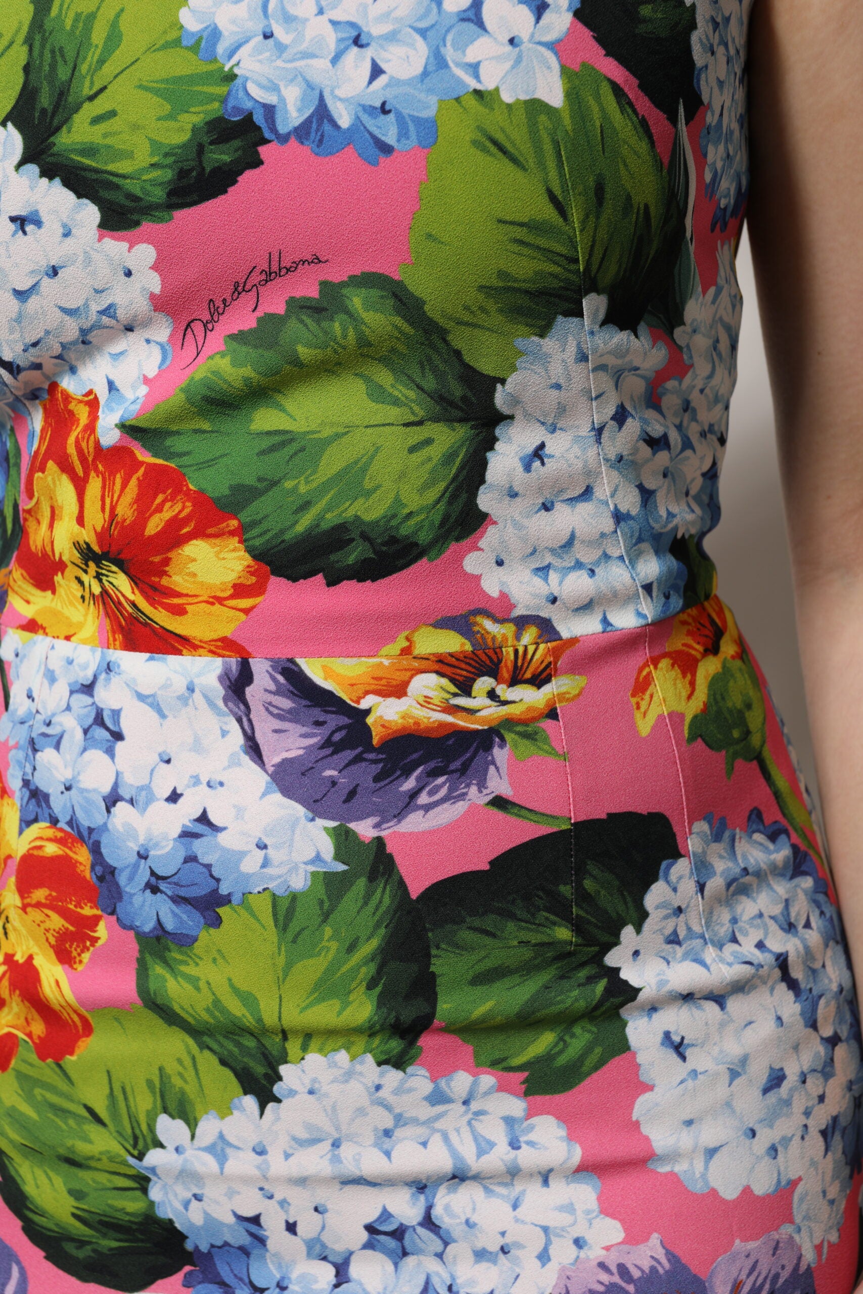 Dolce &amp; Gabbana Multicolor Floral Sleeveless Sheath Dress