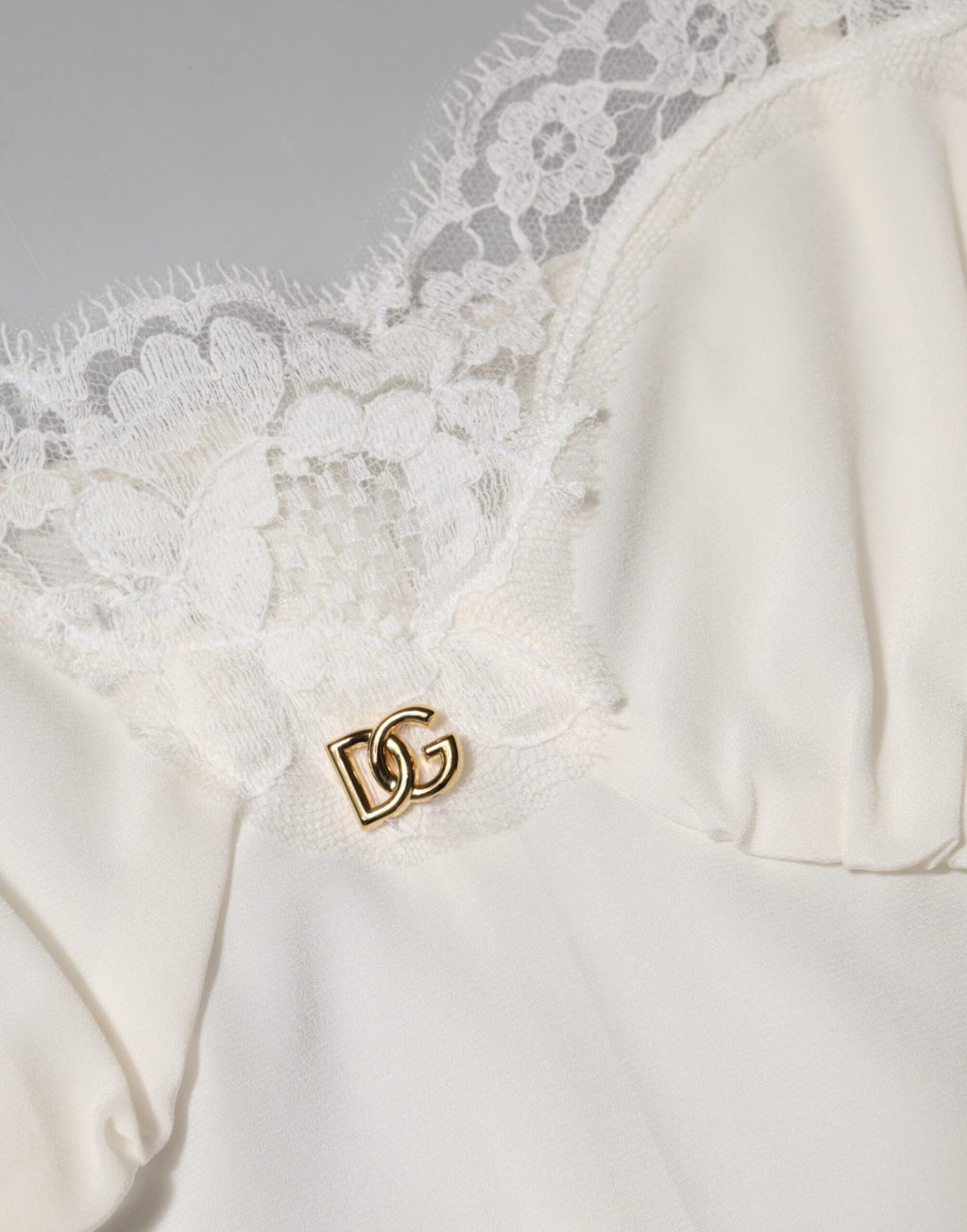 Dolce &amp; Gabbana White Lace Gold DG Logo Silk Dress Sleepwear